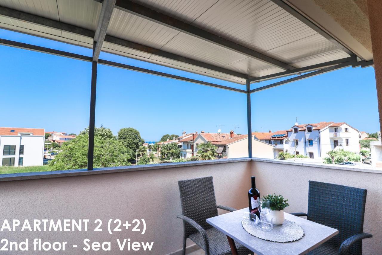 Sunshine Apartments Funtana With Balcony And Sea View Exterior foto